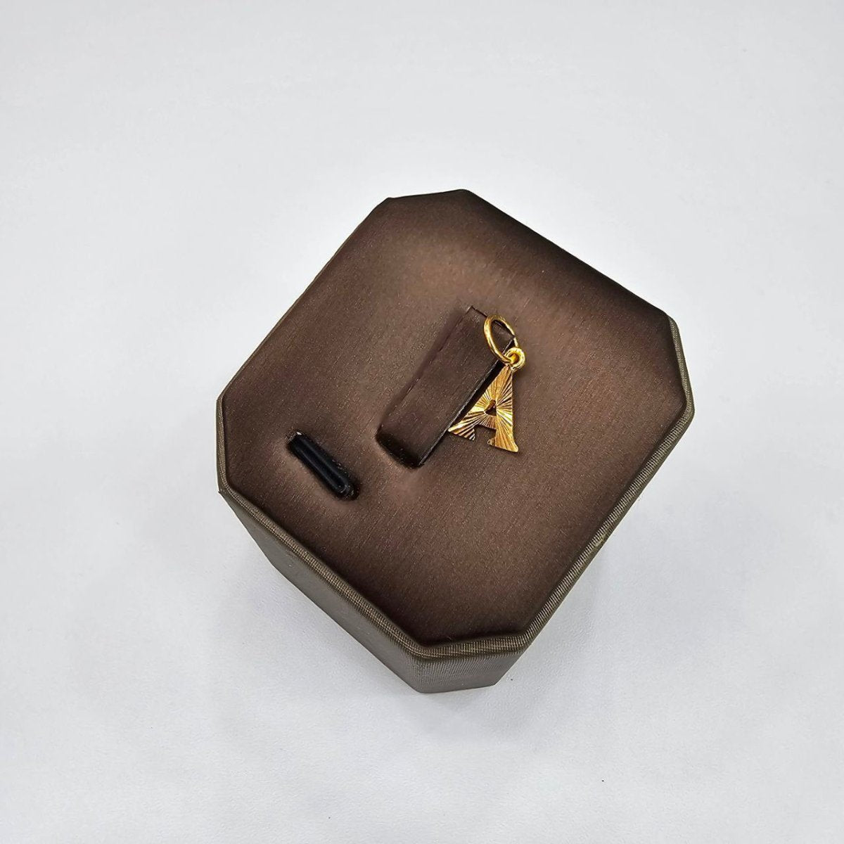 22k / 916 Gold Alphabet Pendant V9 By Singapore Best Gold Shop - Best Gold Shop 22k gold 22k gold pendant 916 gold Charms & Pendants
