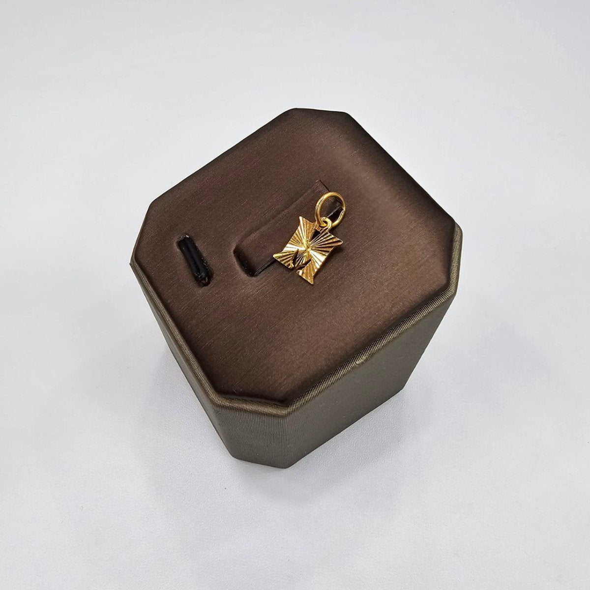 22k / 916 Gold Alphabet Pendant V9 By Singapore Best Gold Shop - Best Gold Shop 22k gold 22k gold pendant 916 gold Charms & Pendants