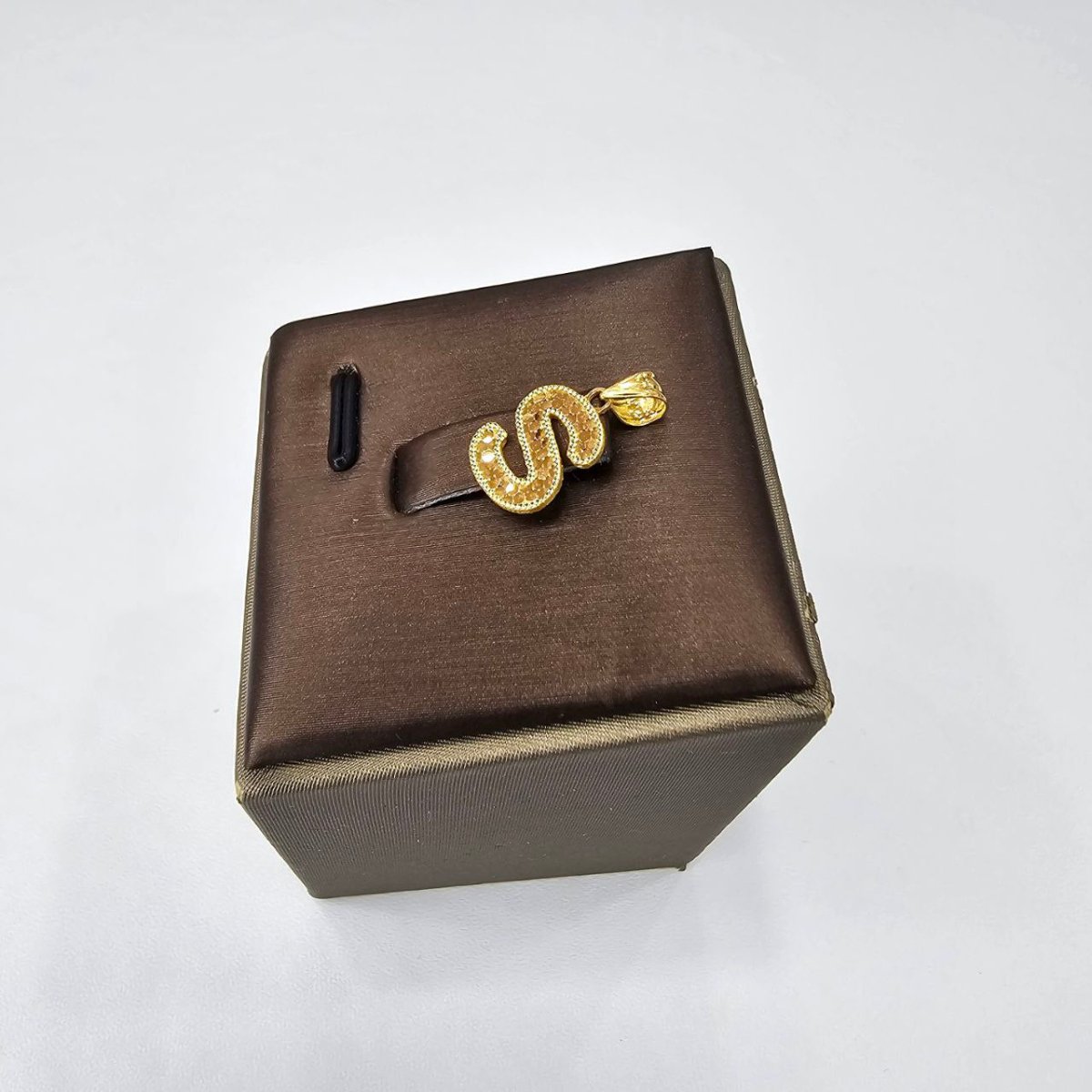 22k / 916 Gold Crush Alphabets Pendants - Best Gold Shop 22k gold 22k gold pendant 916 gold Charms & Pendants