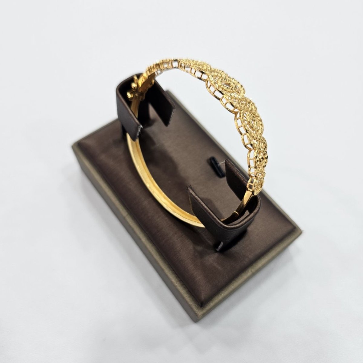 22k / 916 Gold Filigree Elegance Bangle by Best Gold Shop - Best Gold Shop 22k gold 22k gold bangle 22k gold bracelet Bracelets