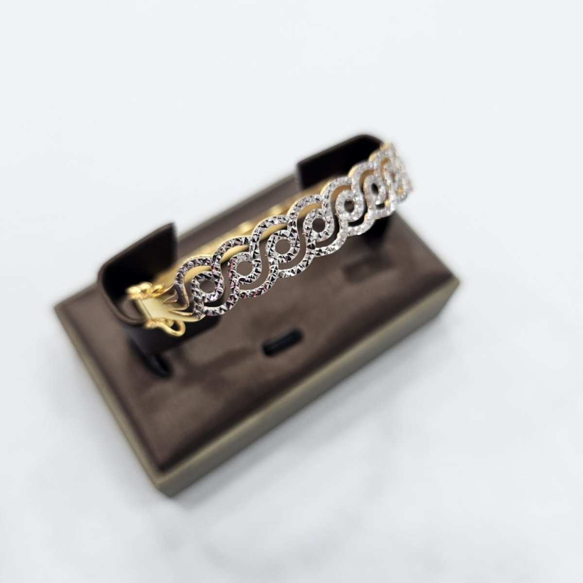 22k / 916 Gold Filigree Elegance Bangle by Best Gold Shop - Best Gold Shop 22k gold 22k gold bangle 22k gold bracelet Bracelets
