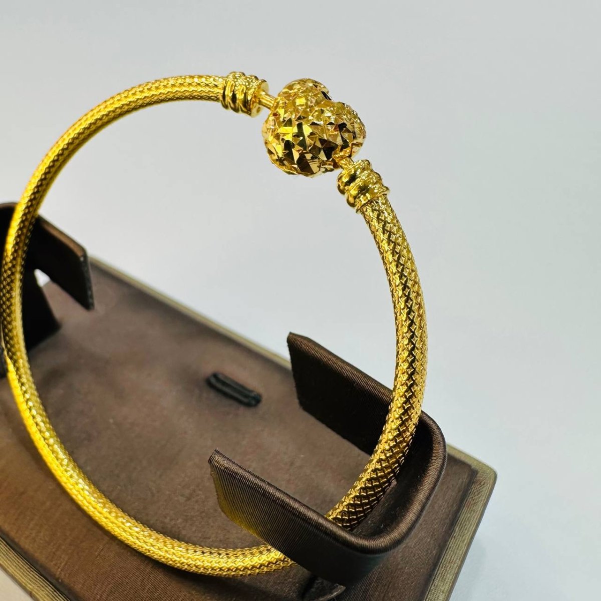 22k / 916 Gold Heart Cutting Bangle by Best Gold Shop - Best Gold Shop 22k gold 22k gold bangle 916 gold Bracelets