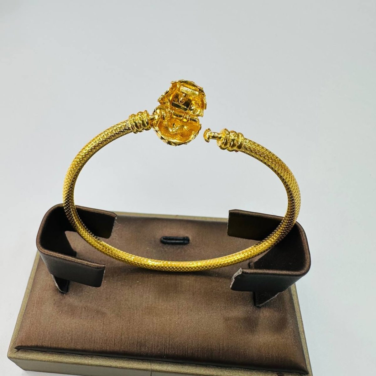 22k / 916 Gold Heart Cutting Bangle by Best Gold Shop - Best Gold Shop 22k gold 22k gold bangle 916 gold Bracelets