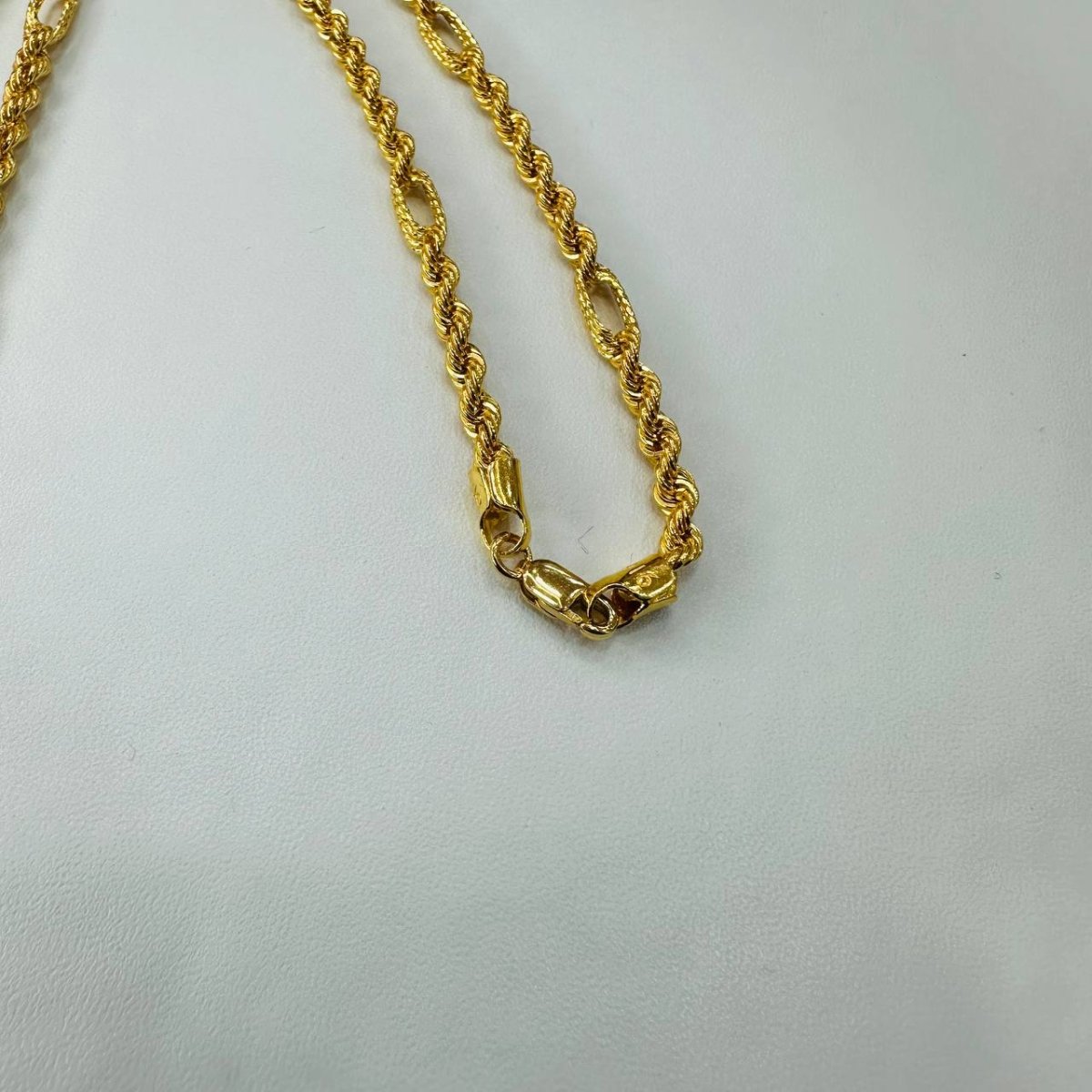 22k / 916 Gold Hollow Nexus Rope Chain - 22k gold 22k gold chain 22k gold necklace Necklaces
