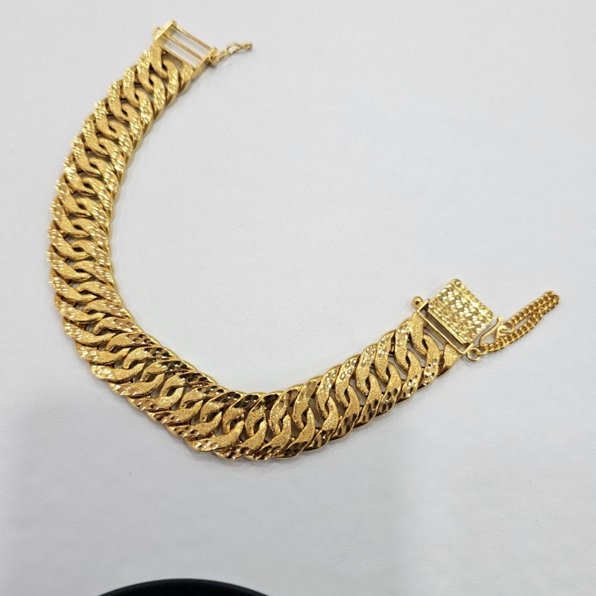22k / 916 Gold Lipan Bracelet by Best Gold Shop - Best Gold Shop 22k gold 22k gold bracelet 916 gold Bracelets
