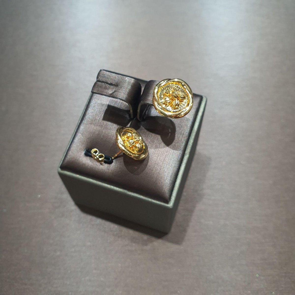 22k / 916 Gold round ball earring v3 by Best Gold Shop916 goldBest Gold Shop
