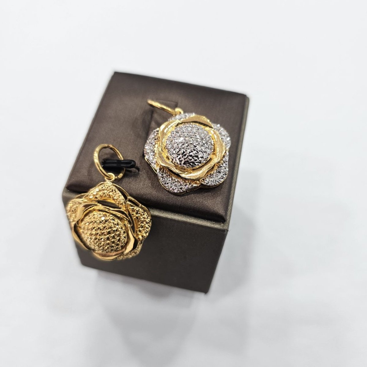 22k / 916 Gold Royal Rose Pendant by Best Gold Shop - Best Gold Shop 22k gold 22k gold pendant 916 gold Charms & Pendants