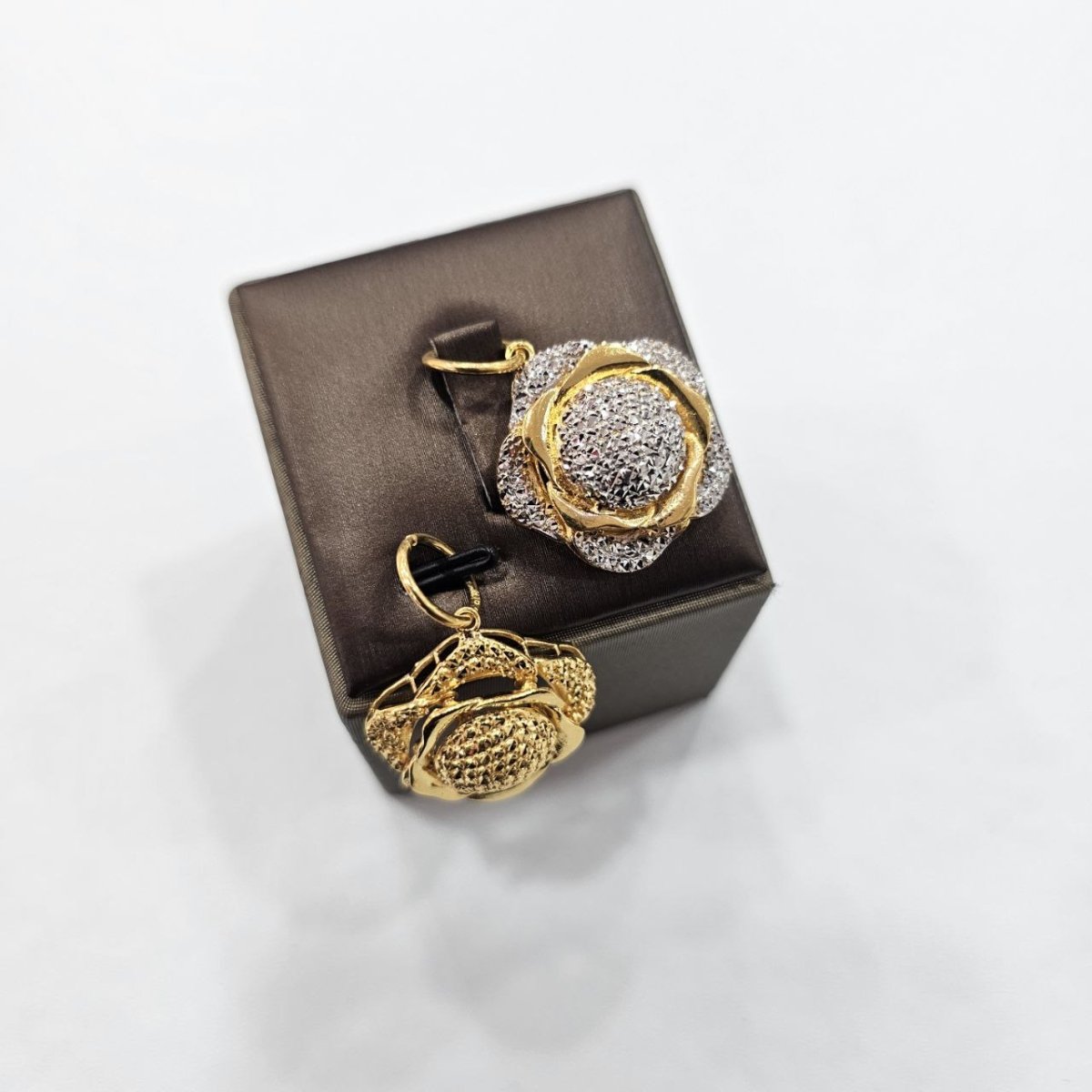 22k / 916 Gold Royal Rose Pendant by Best Gold Shop - Best Gold Shop 22k gold 22k gold pendant 916 gold Charms & Pendants