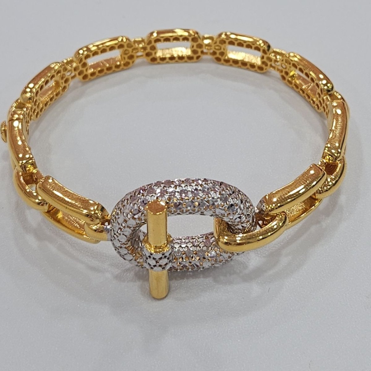 22k / 916 Gold Simple and Elegant Design Bangle - Best Gold Shop 22k gold 22k gold bracelet 916 gold Bracelets
