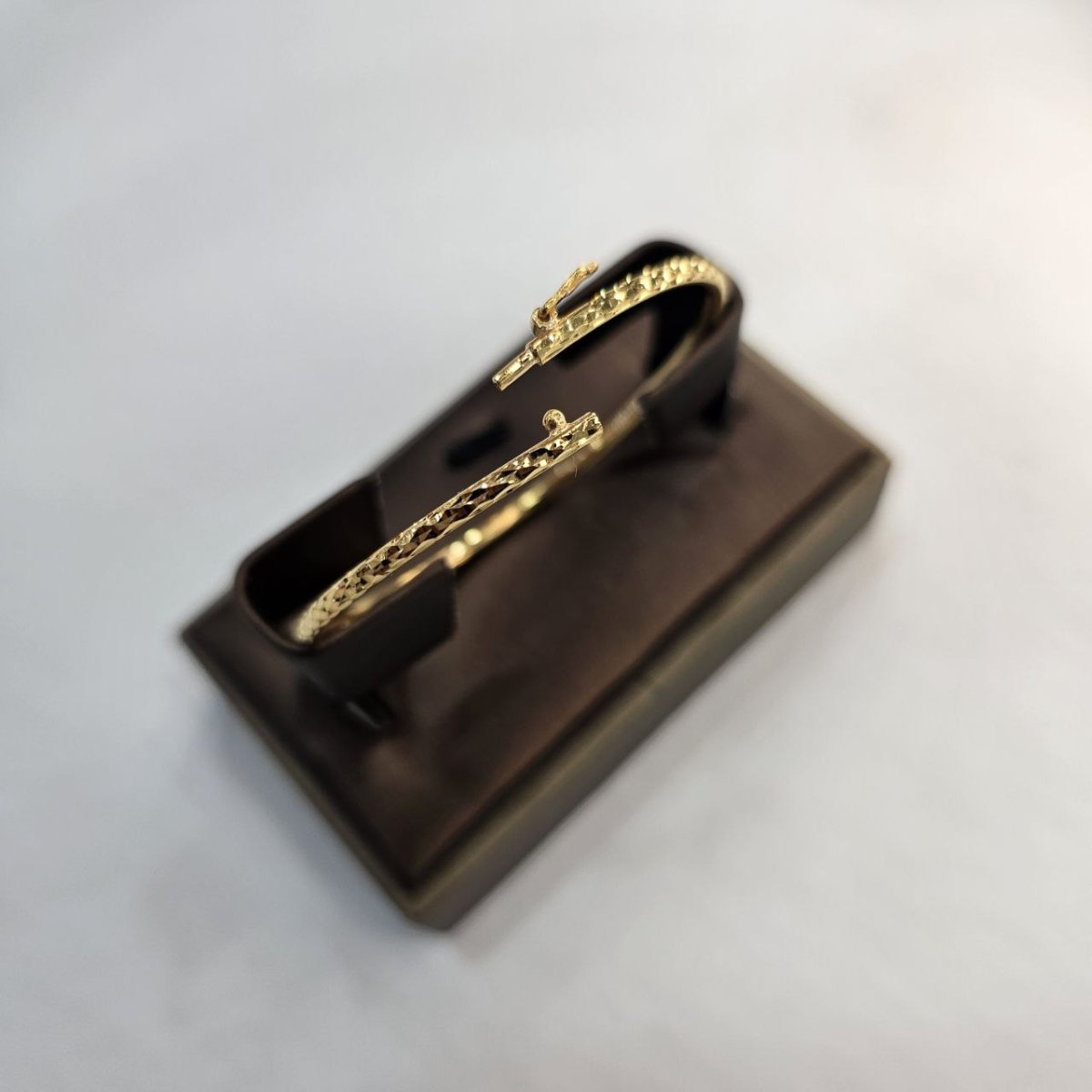 22k / 916 Gold Slim Cutting Design Bangle V2 by Best Gold Shop - Best Gold Shop 22k gold 22k gold bangle 22k gold bracelet Bracelets