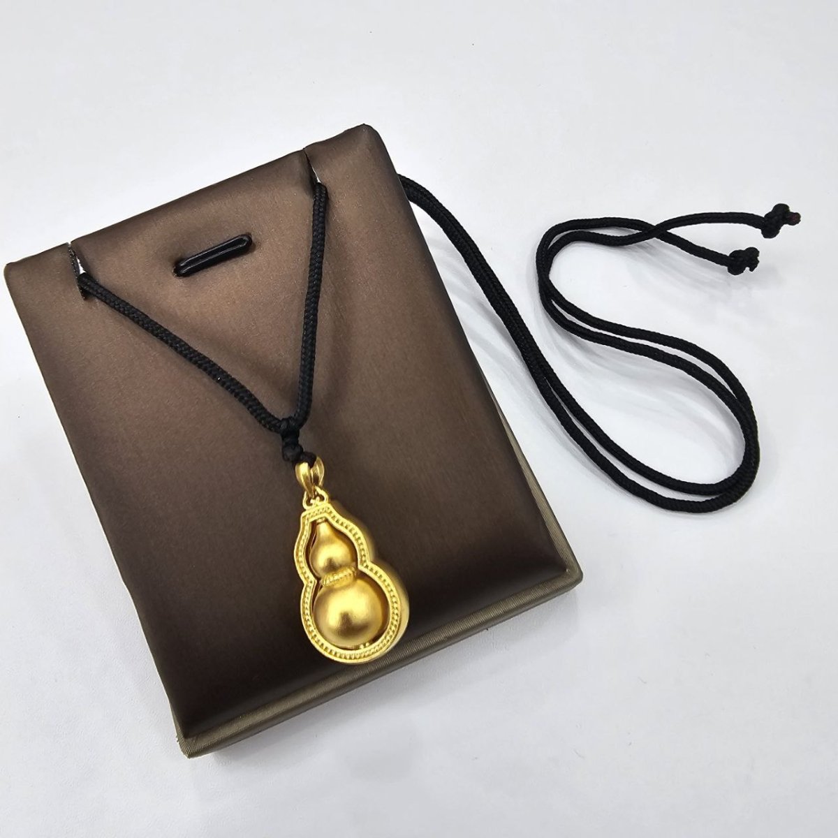 24K / 999 Gold Bottle Gourd Pendant with Black String - Best Gold Shop 24k gold 24k gold Pendant 999 gold Charms & Pendants