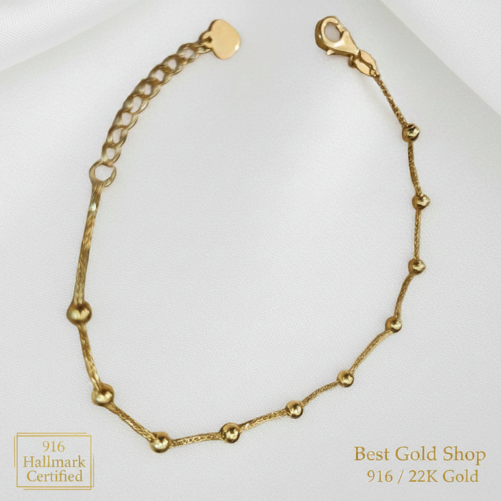 916 Gold (22K) Fancy Bead Station Bracelet – 15.7–17.8cm