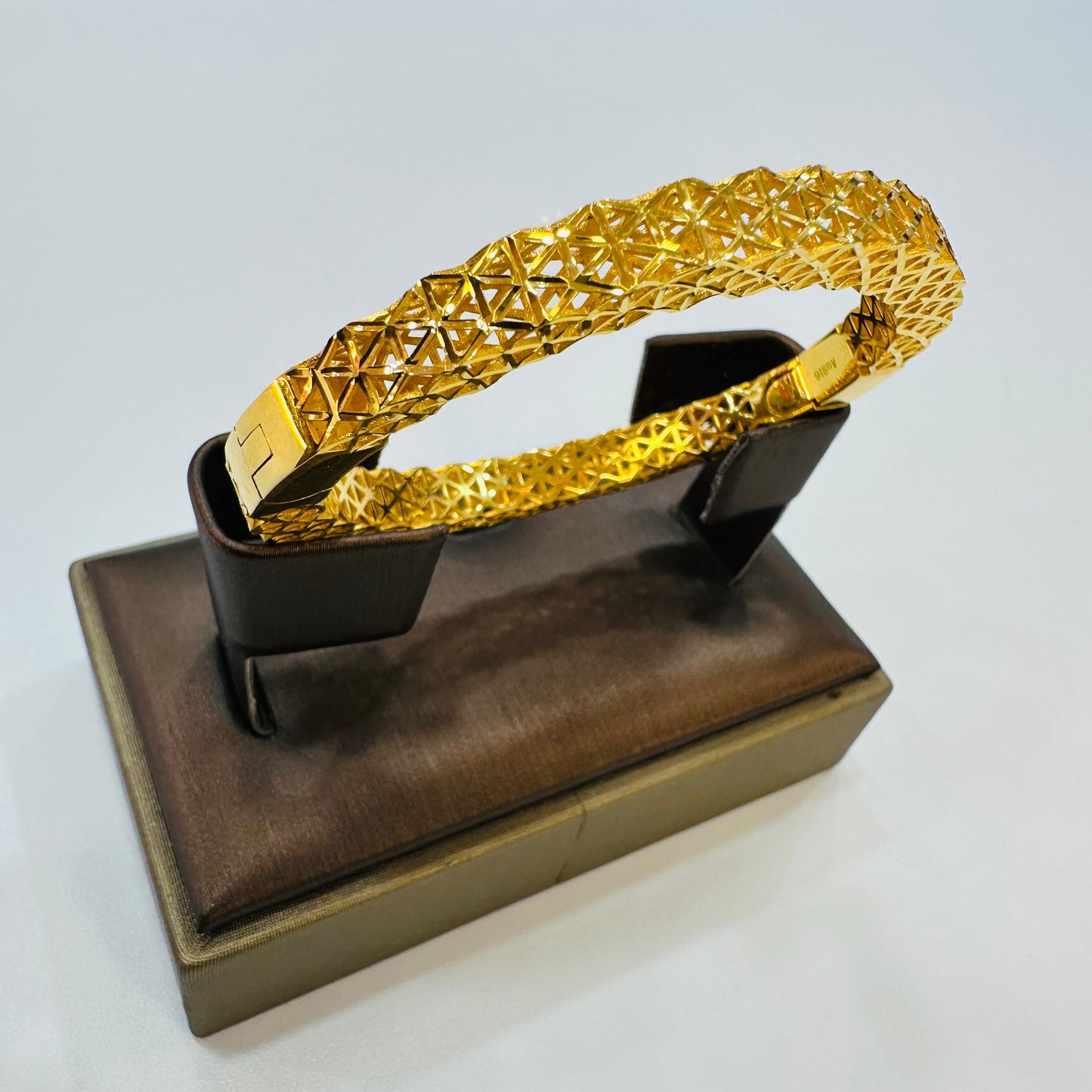 22K / 916 Gold Celestial Bangle by Best Gold Shop
