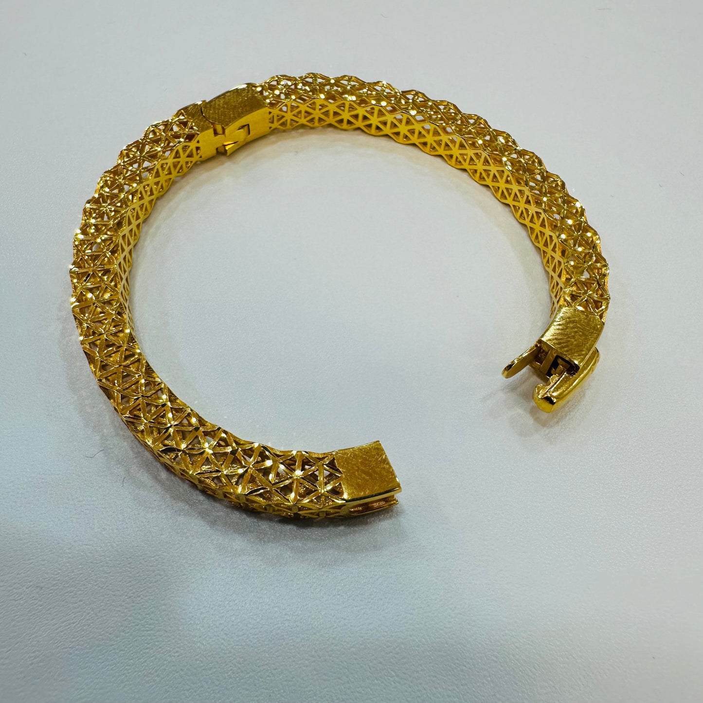 22K / 916 Gold Celestial Bangle by Best Gold Shop