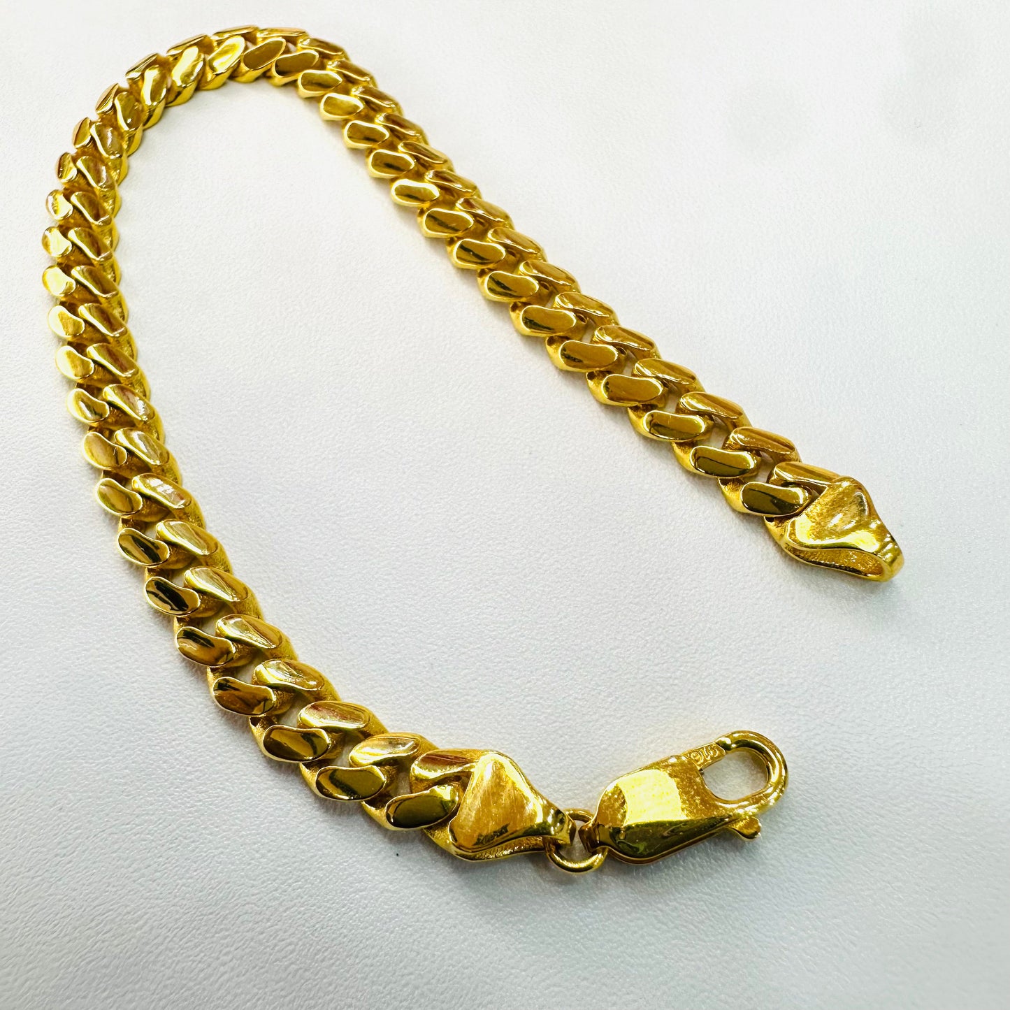 22k / 916 Gold Cowboy Bracelet by Best Gold Shop