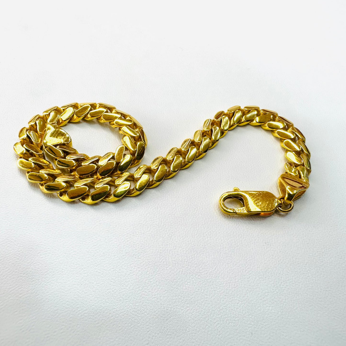22k / 916 Gold Cowboy Bracelet by Best Gold Shop