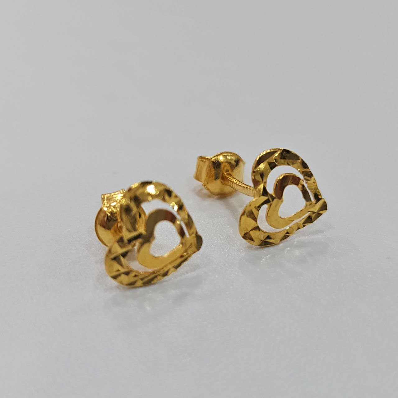 22k / 916 Gold Cutting Heart design Earring