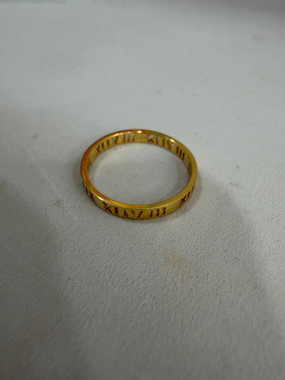 916 Gold Mini Roman Numeral Ladies Ring