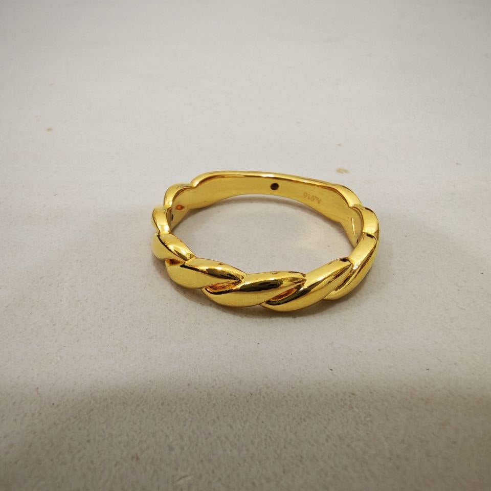 916 Gold Half Twisted Ring New Design Feather Light Rings