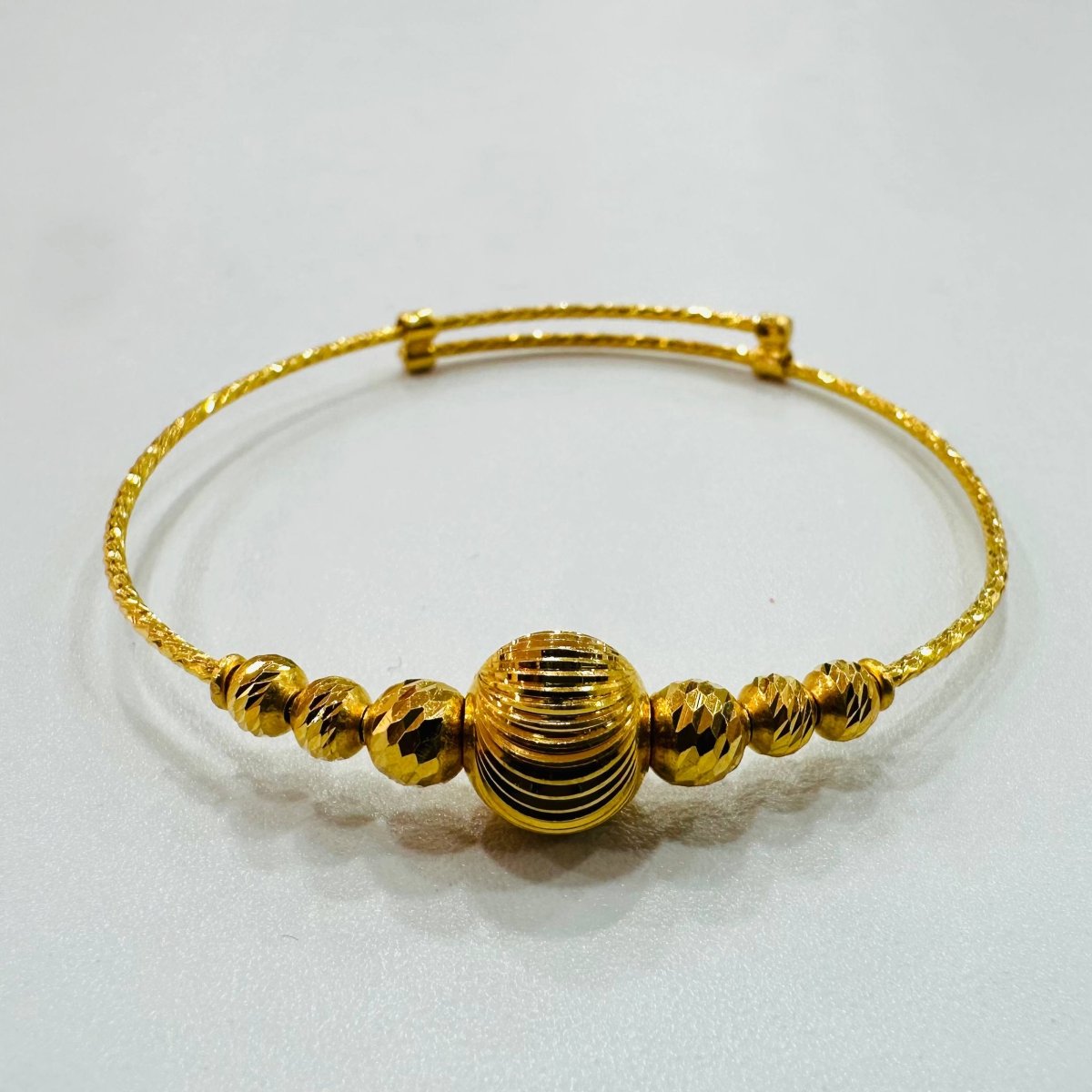 22 / 916 Gold Baby Bangle Slim design V1 - 22k gold 22k gold baby bangle 916 baby bangle Bracelets