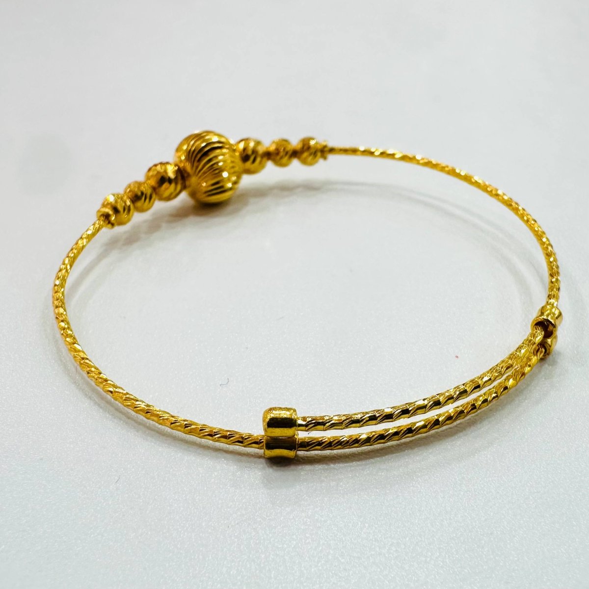 22 / 916 Gold Baby Bangle Slim design V1 - 22k gold 22k gold baby bangle 916 baby bangle Bracelets