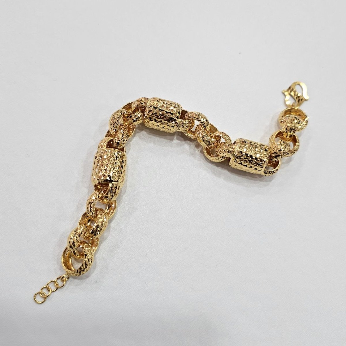 22k / 916 Gold Bold Chain Barrel Gold Bracelet by Best Gold Shop - Best Gold Shop 22k gold 22k gold bracelet 916 gold Bracelets