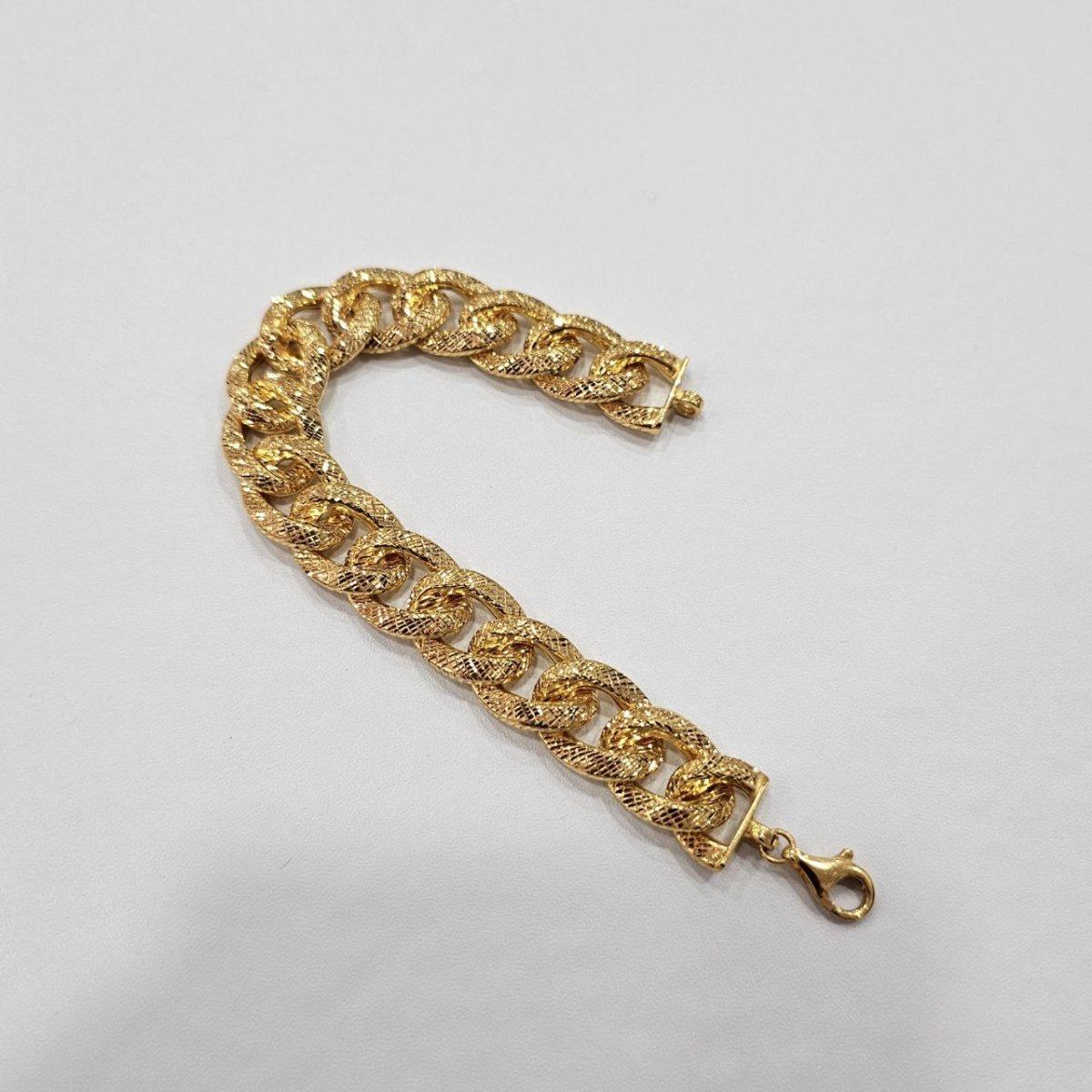 22K / 916 Gold Bold Cuban Textured Bracelet by Best Gold Shop - Best Gold Shop 22k gold 22k gold bracelet 916 gold Bracelets