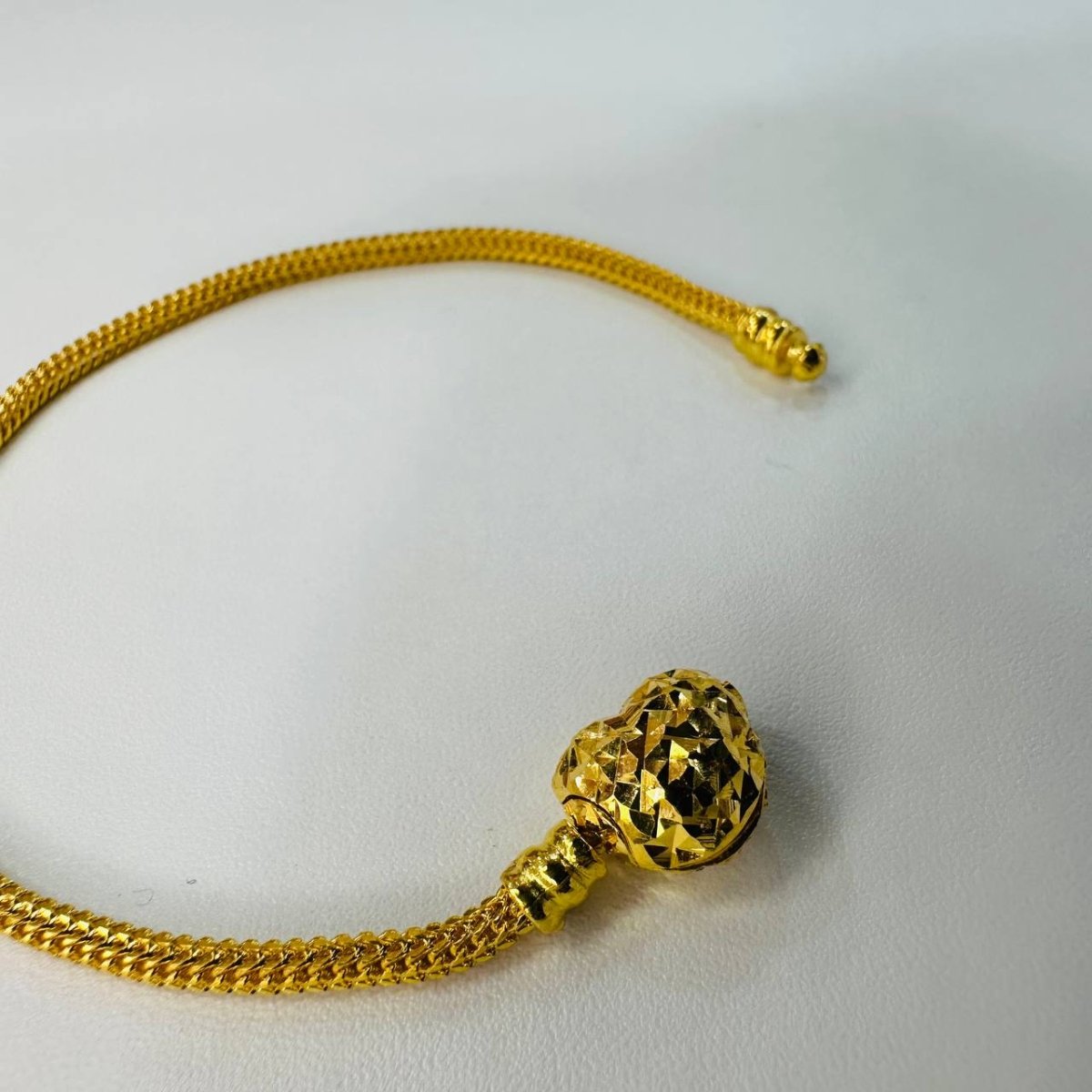 22k / 916 Gold Charm Cutting Heart Bracelet - Best Gold Shop 22k gold 22k gold bracelet 916 gold Bracelets