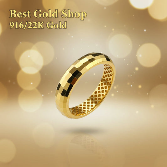 22k / 916 Gold Craving Elegant and Shiny Ring