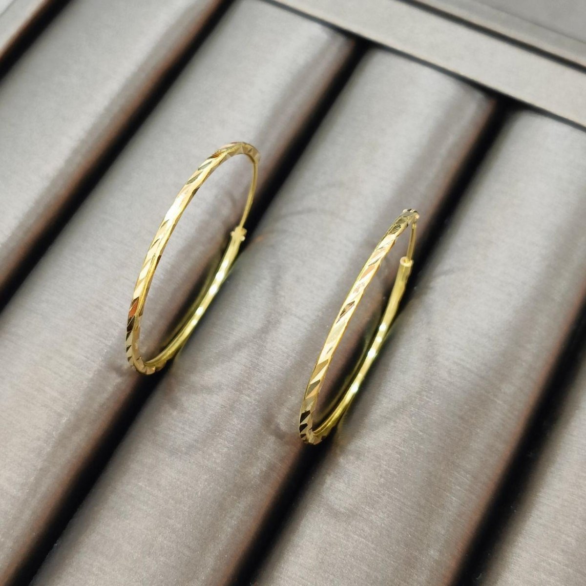 22k / 916 gold Cutting Loop Earring V2 - Best Gold Shop 22k gold 22k gold earring 916 gold 916 gold