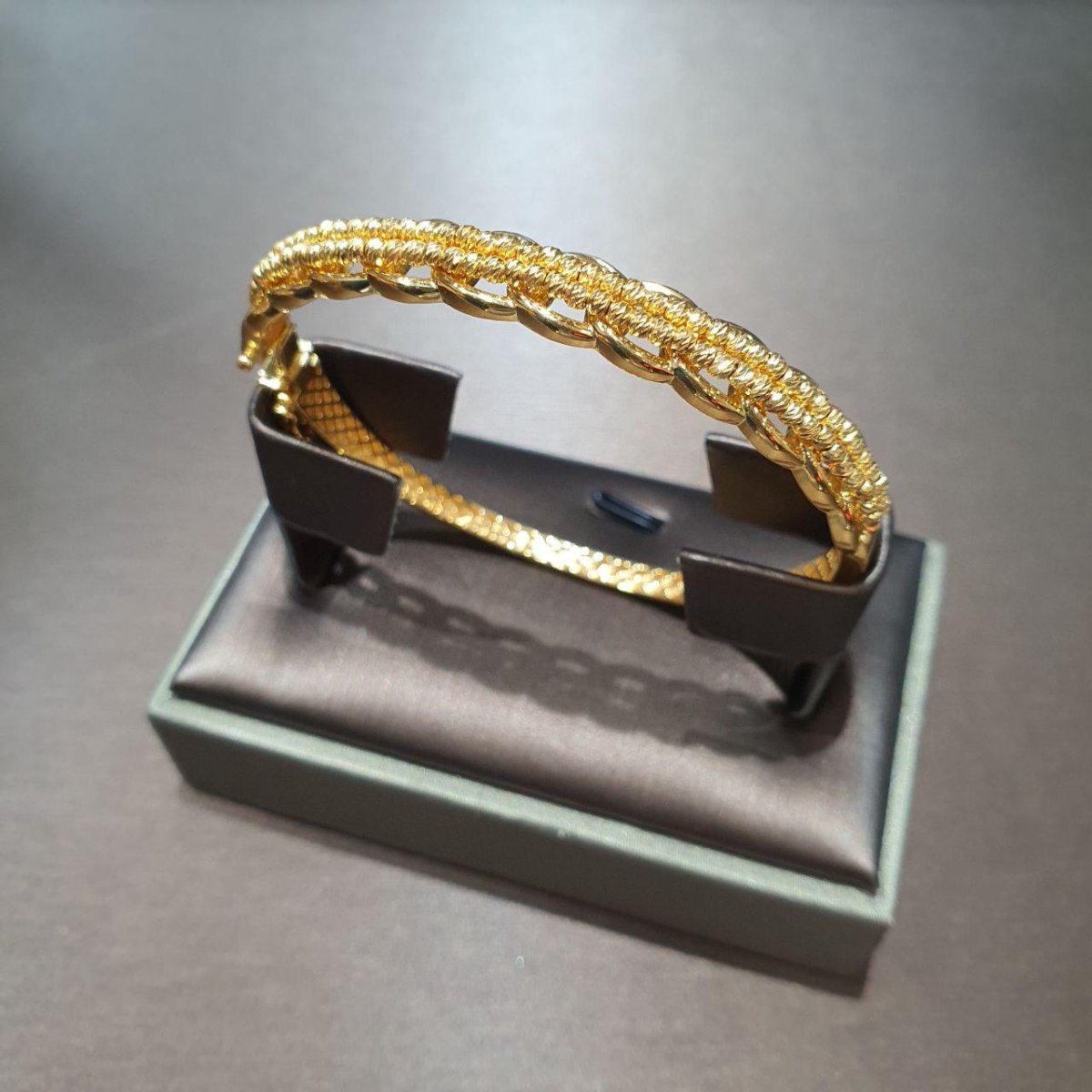 22k / 916 Gold Designer Bead Bangle - Best Gold Shop 22k gold 22k gold bangle 916 gold bangle