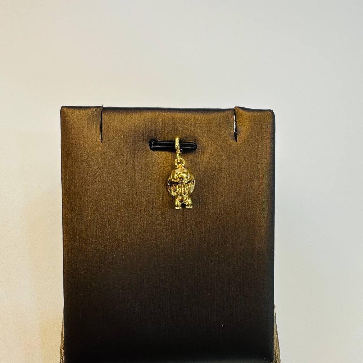 22K / 916 Gold Different Design 0.13 to 0.25 grams Weight Pendants and Charms - 22k gold pendant Charms & Pendants