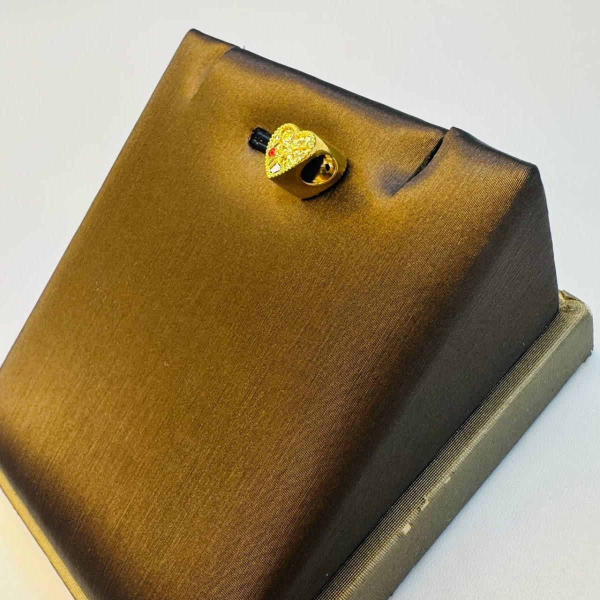 22K / 916 Gold Different Design 0.13 to 0.25 grams Weight Pendants and Charms - 22k gold pendant Charms & Pendants