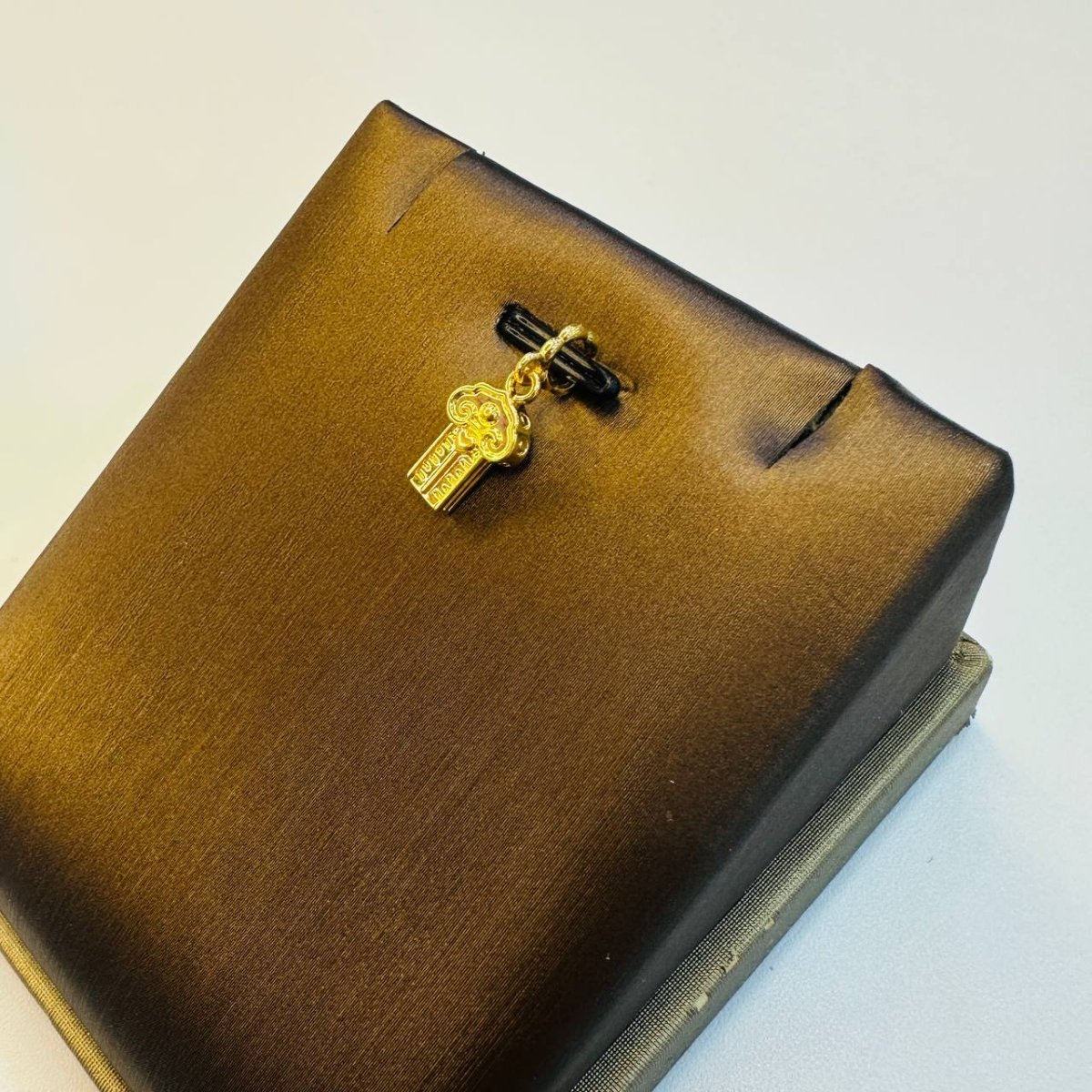 22K / 916 Gold Different Design 0.13 to 0.25 grams Weight Pendants and Charms - 22k gold pendant Charms & Pendants