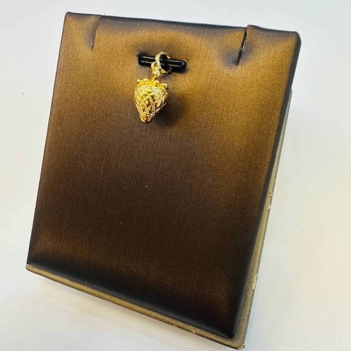 22K / 916 Gold Different Design 0.13 to 0.25 grams Weight Pendants and Charms - 22k gold pendant Charms & Pendants