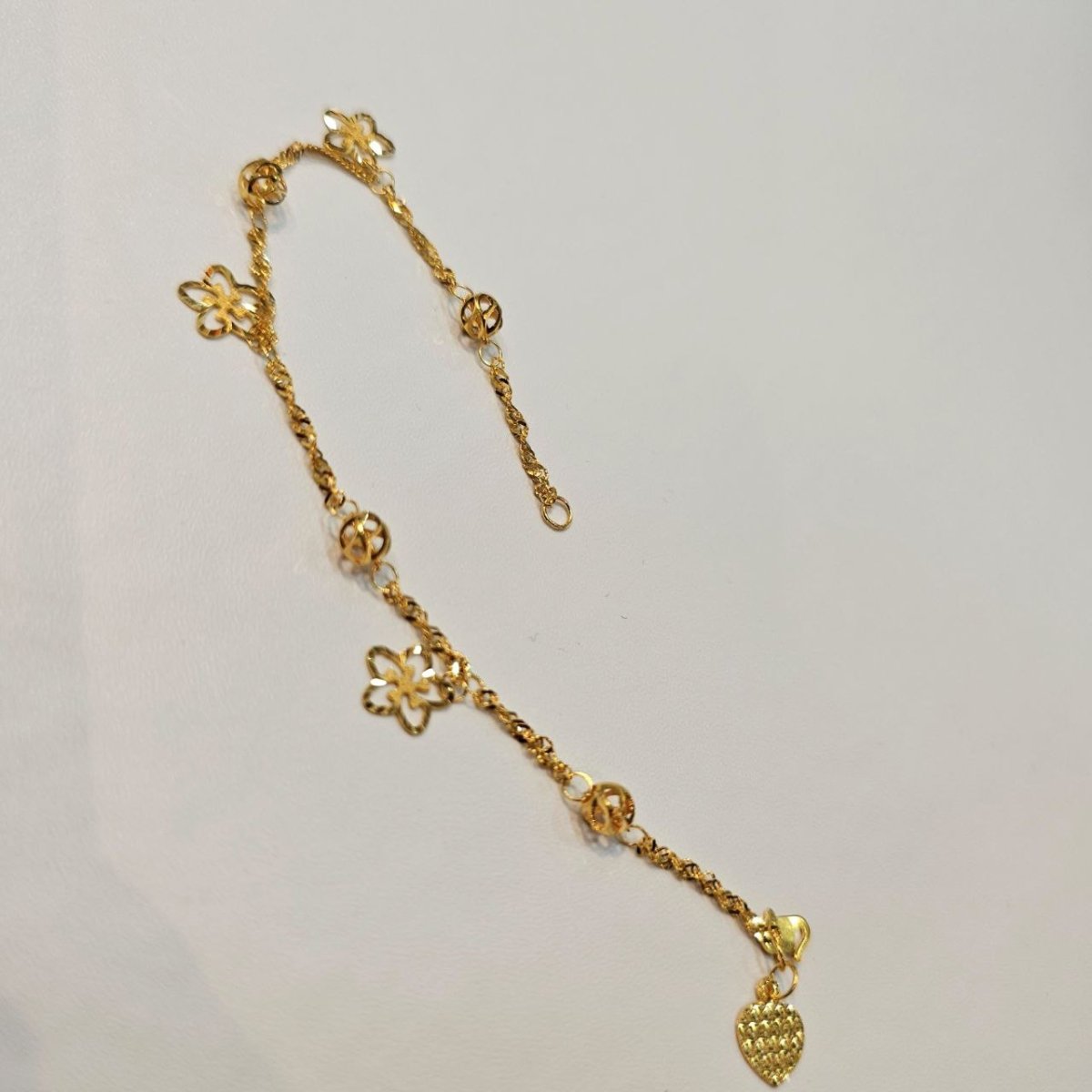 22k / 916 Gold Floral Charm Bracelet - Best Gold Shop 22k gold 22k gold bracelet 916 gold Bracelets