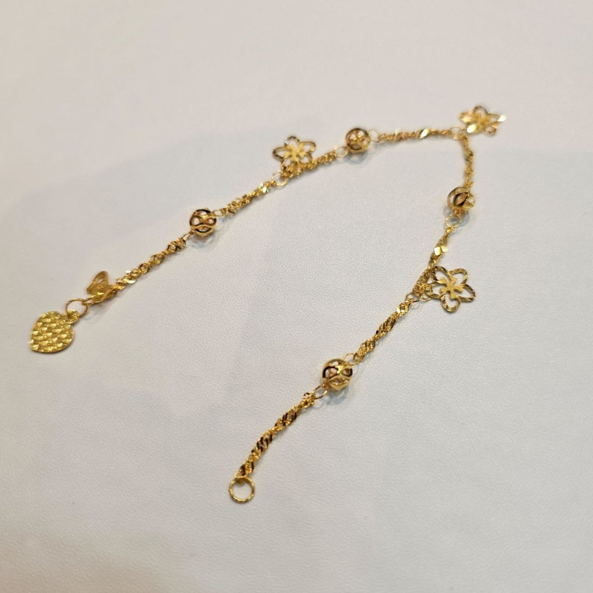 22k / 916 Gold Floral Charm Bracelet - Best Gold Shop 22k gold 22k gold bracelet 916 gold Bracelets