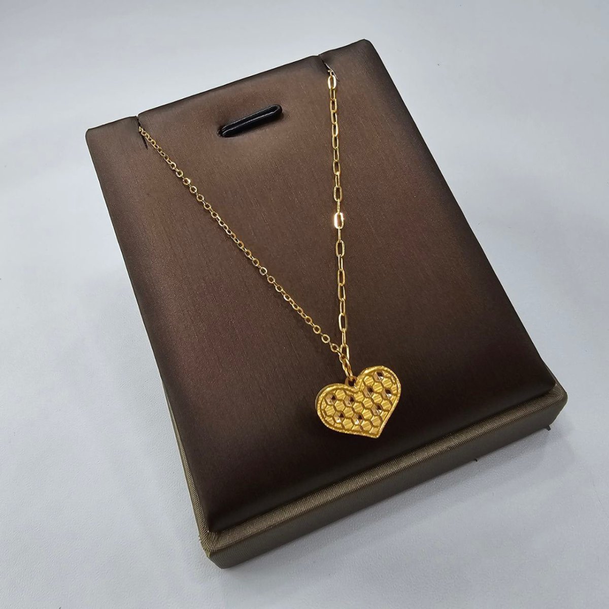 22k / 916 Gold Heart Necklace V2 By Best Gold Shop - Best Gold Shop 22k gold 22k gold chain 22k gold necklace Necklaces