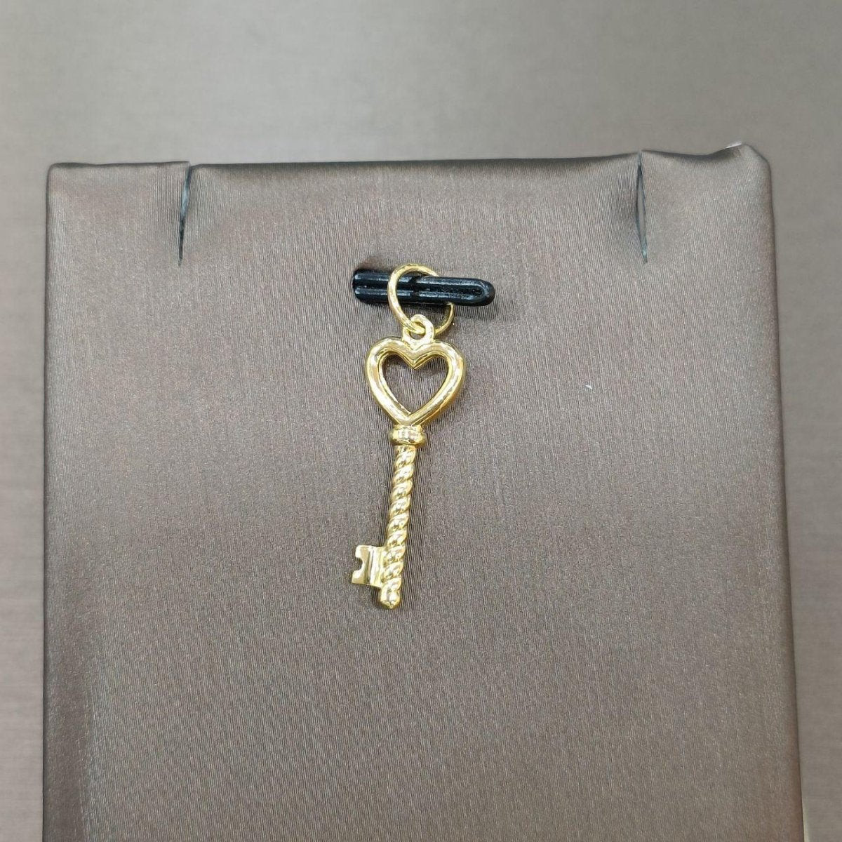 22k / 916 Gold Key Pendant - Best Gold Shop 22k gold 22k gold pendant 916 gold 916 gold