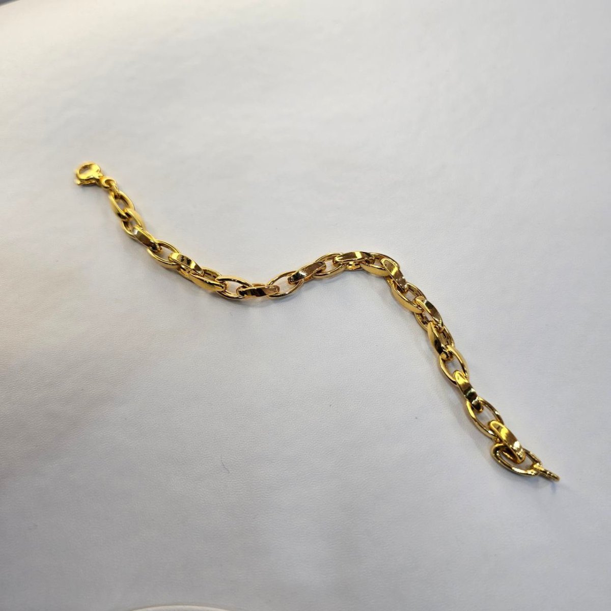 22k / 916 Gold Oval Anchor Bracelet by Best Gold Shop - Best Gold Shop 22k gold 22k gold bracelet 916 gold Bracelets