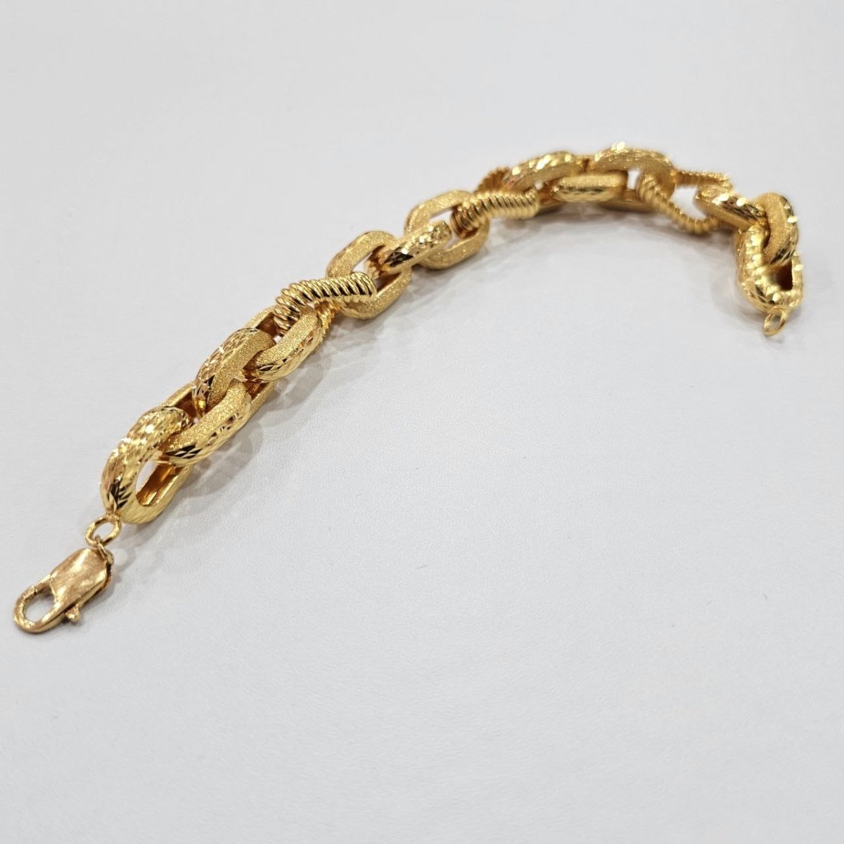 22K / 916 Gold Regal Twist Gold Bracelet by Best Gold Shop - Best Gold Shop 22k gold 22k gold bracelet 916 gold Bracelets