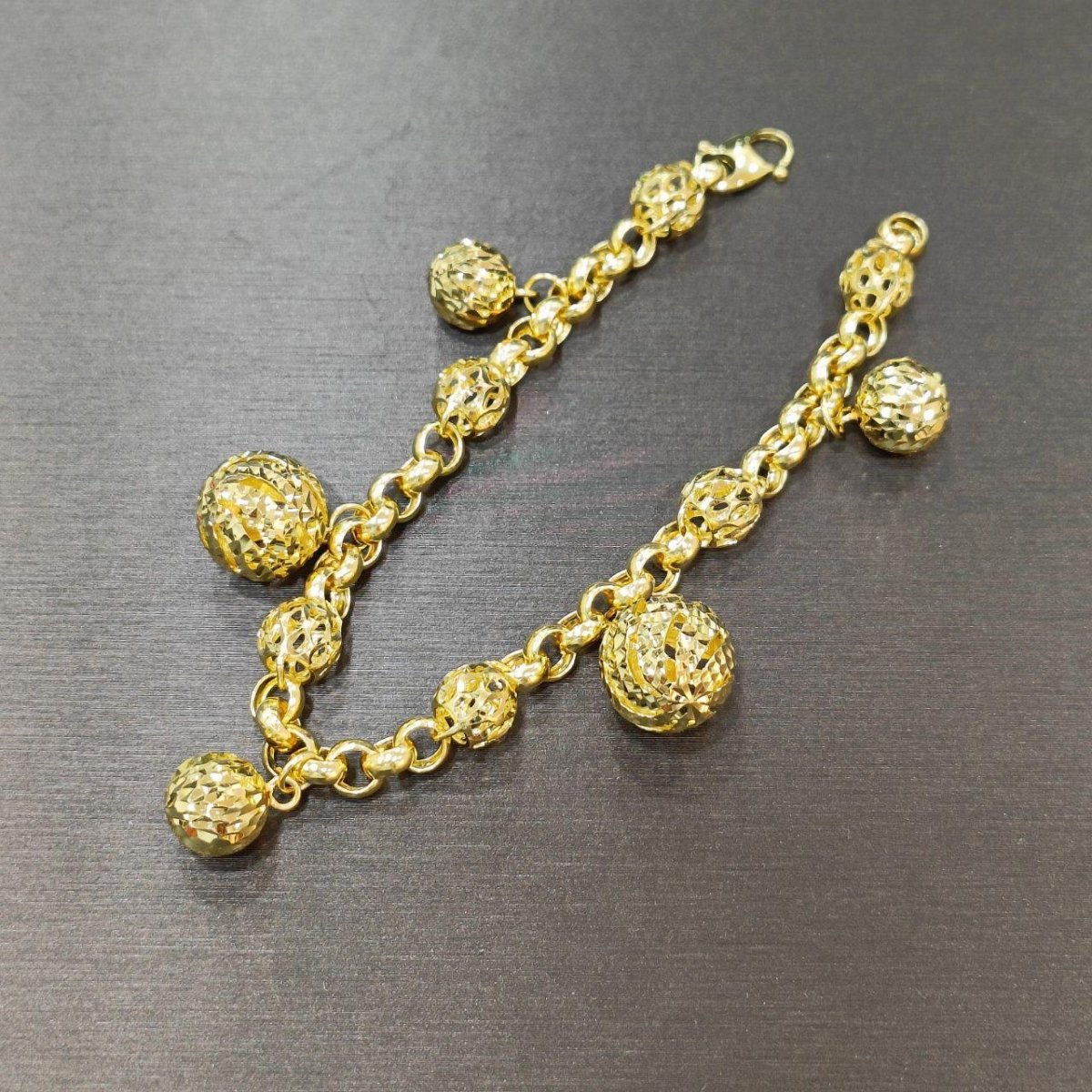 22k / 916 Gold Ring with dangling ball bracelet - Best Gold Shop 22k gold 22k gold bracelet 916 gold 916 gold