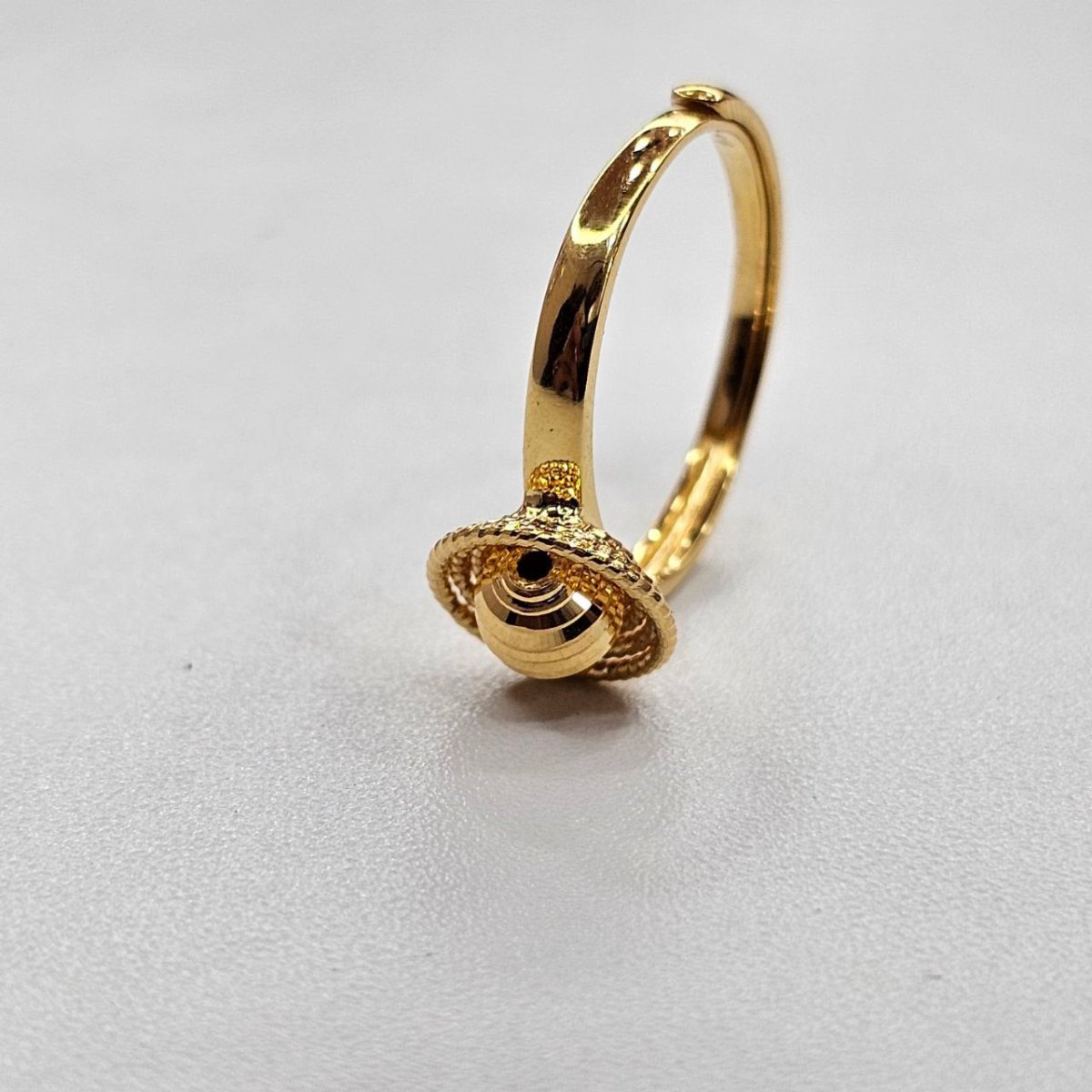 22k / 916 Gold Solitaire Elegant Ring - Best Gold Shop 22k gold 22k gold ring 916 gold Rings