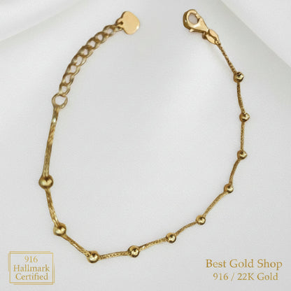 916 Gold (22K) Fancy Bead Station Bracelet – 15.7–17.8cm