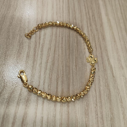 916 gold four-leaf clover flower bead bracelet side view