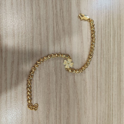 916 gold clover flower bead bracelet full view