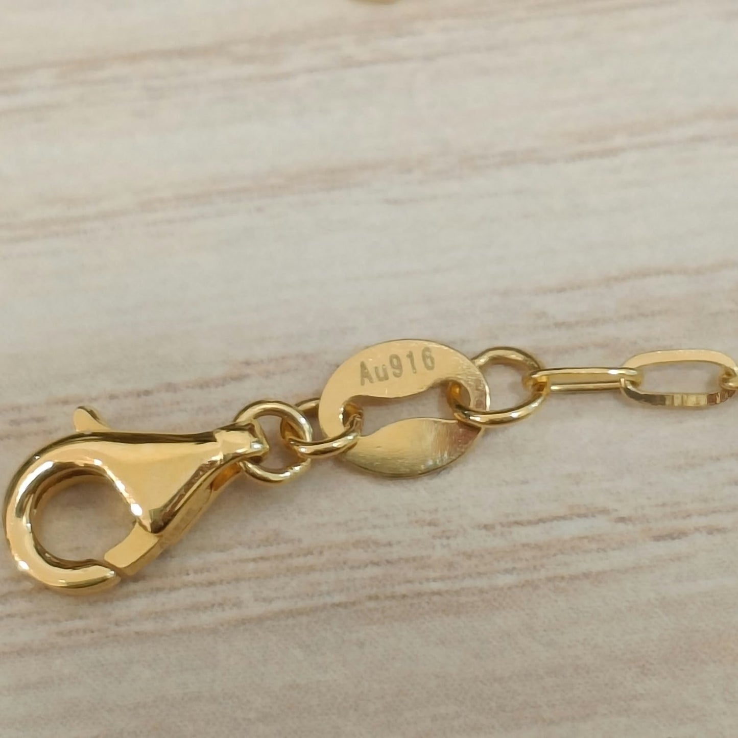 916 gold fancy adjustable bracelet in 22K yellow gold - view 5