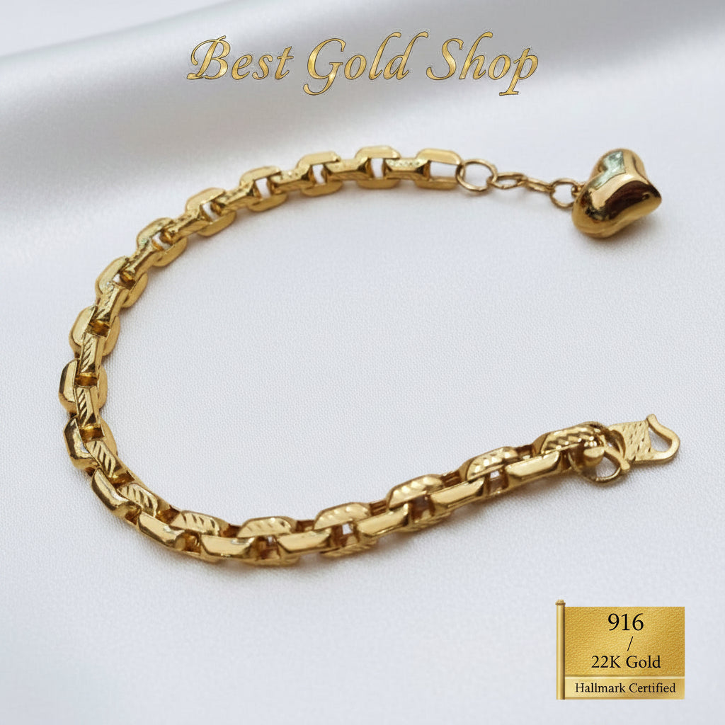 916 gold Wanzi Heart bracelet with textured links and heart charm