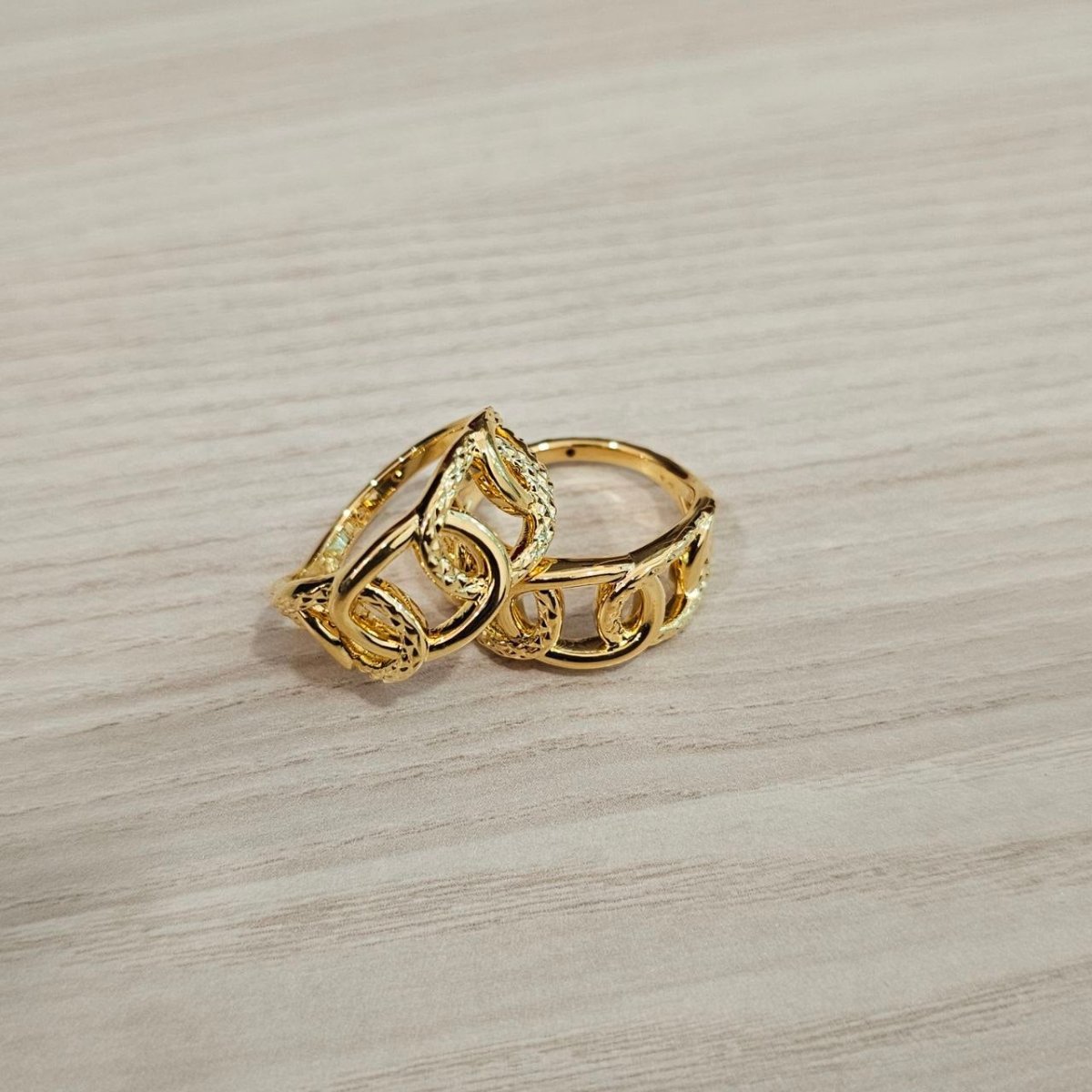 916 Gold Interlock Design Ring Latest Design and Feather LightRingsBest Gold Shop