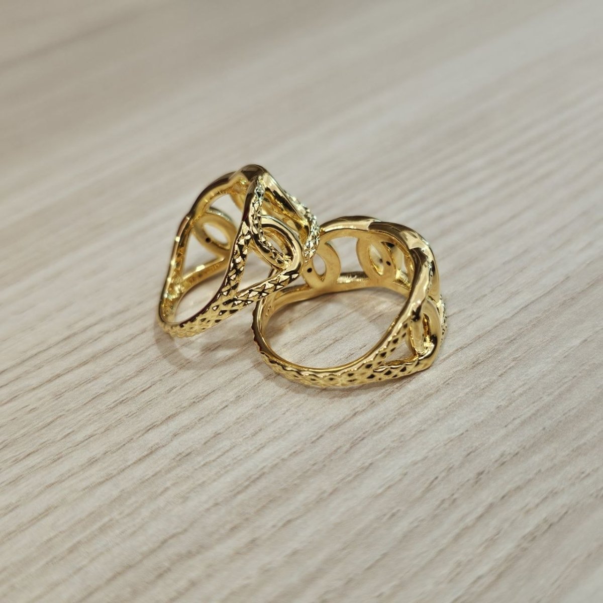 916 Gold Interlock Design Ring Latest Design and Feather LightRingsBest Gold Shop